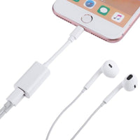 Adaptateur 2 in 1 charger et écouter de la musique iPhone 7 8 Plus X